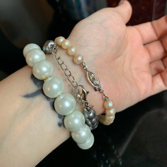 3 faux pearls bracelets💎 - Picture 5 of 6
